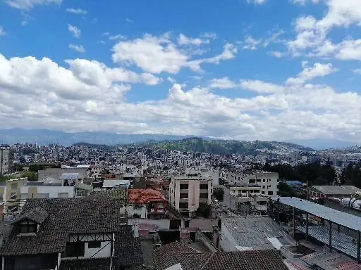 La Falda Quito 0*,  Ekvádor